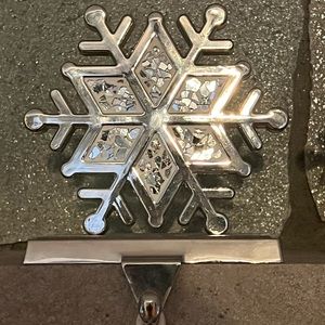Stocking Holders, Snowman and Snowflake, Silver 4 count